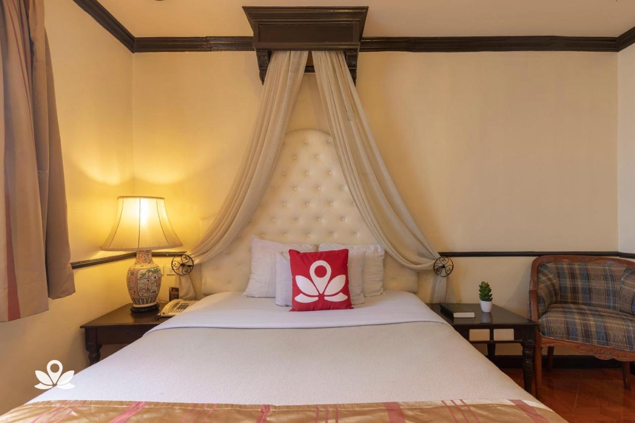 Zen Rooms Camelot Hotel Qc Quezon City Kültér fotó