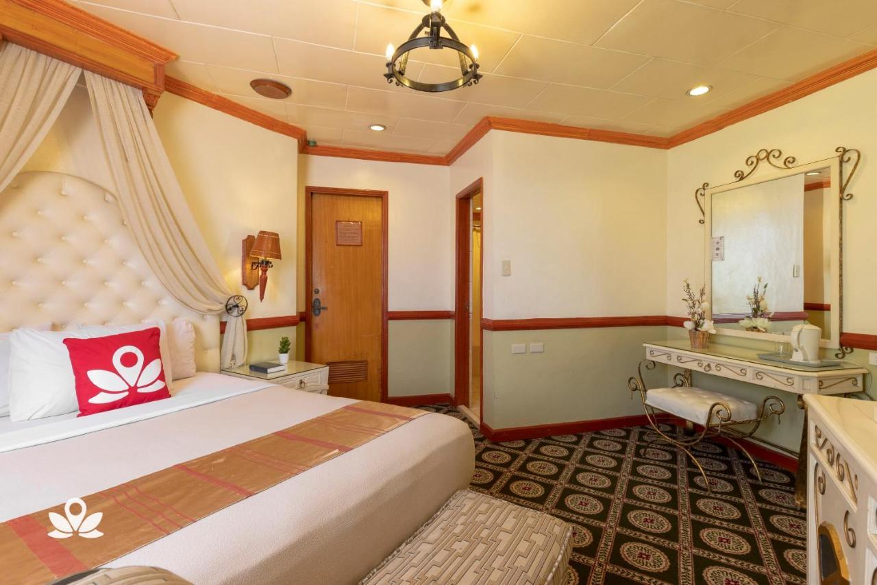 Zen Rooms Camelot Hotel Qc Quezon City Kültér fotó